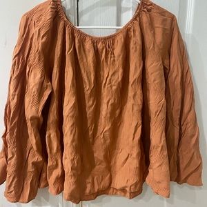 Elizabeth and James women long sleeve shirt in size s